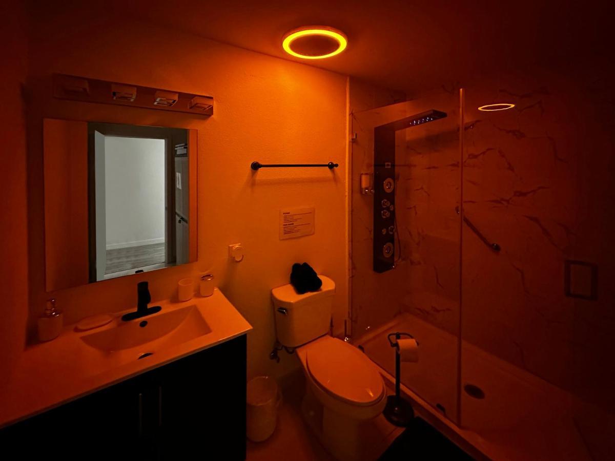 Vacay Spot Experience Luna Sky! 65" Tv Bar, Bbq, Shower Massage Jets, Music, Go To Fl Keys Хоумстед Екстериор снимка