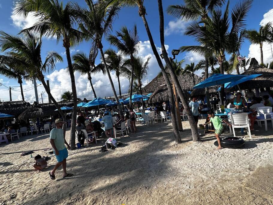 Vacay Spot Experience Luna Sky! 65" Tv Bar, Bbq, Shower Massage Jets, Music, Go To Fl Keys Хоумстед Екстериор снимка